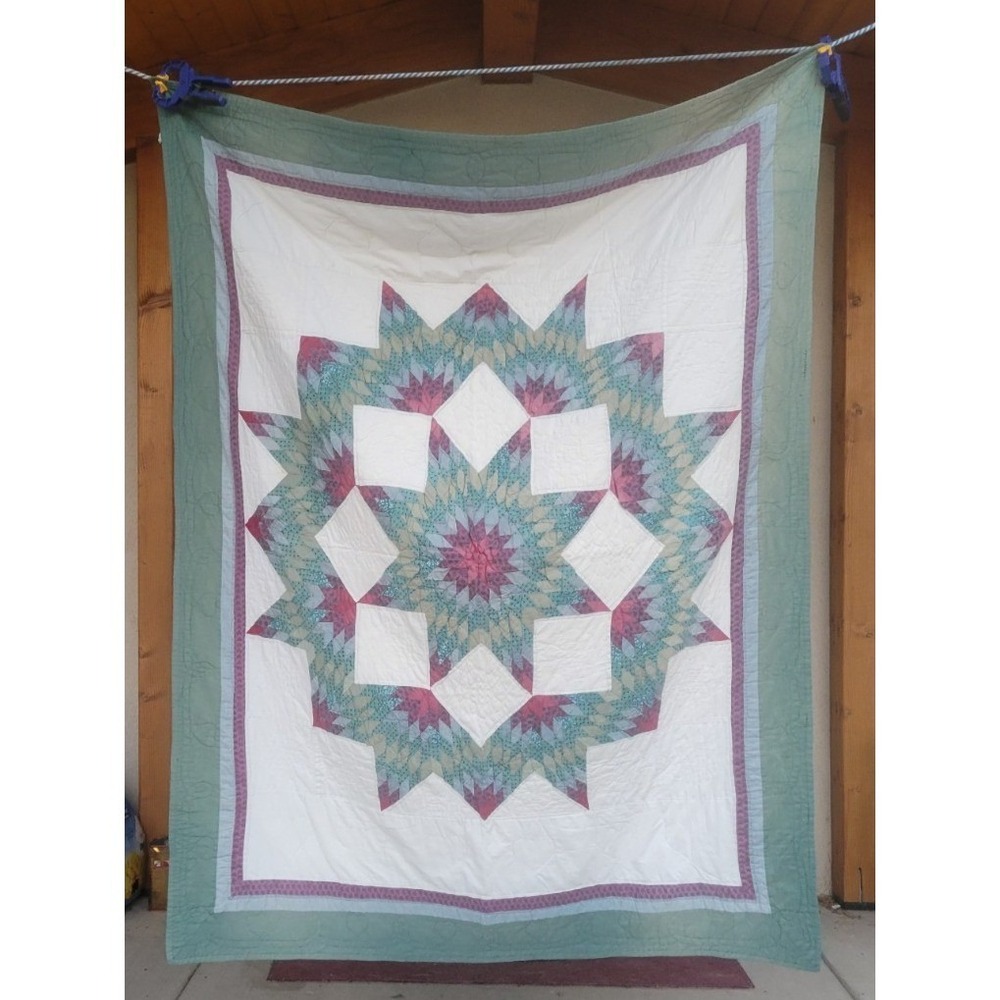 Vintage Handmade Lone Star Quilt 60x80 Patchwork Star of Bethlehem Cottagecore